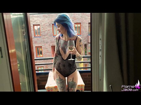 ❤️ Kæmpe pige suger med en sut og knepper lidenskabeligt under åben himmel ❤❌ Porno vk at da.pornpk.ru ❌️